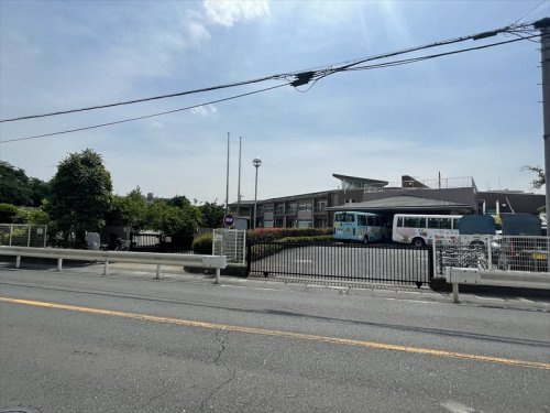 【幼稚園】谷津幼稚園まで370ｍ