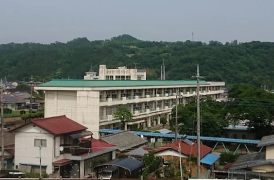 【小学校】みどり市立大間々北小学校まで336ｍ