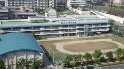 【小学校】江東区立第三大島小学校まで374ｍ