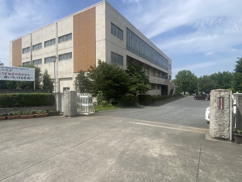 【中学校】三尻中学校まで2300ｍ