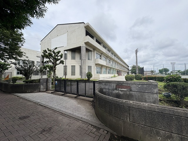 【中学校】藤沢市立長後中学校まで2022ｍ