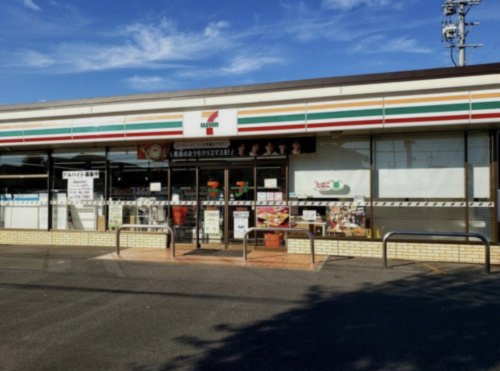 【コンビニエンスストア】セブンイレブン　名古屋猪子石原1丁目店まで352ｍ