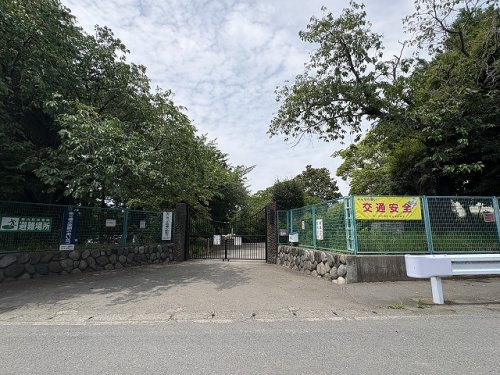 【小学校】寒川町立寒川小学校まで1500ｍ