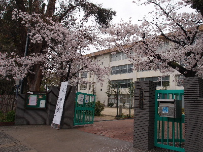 【中学校】伊丹市立北中学校まで1110ｍ