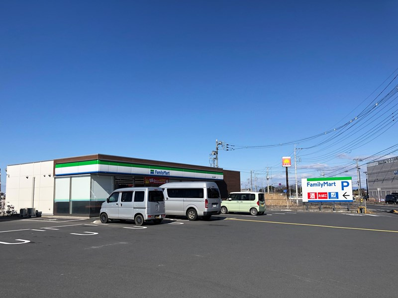 【コンビニエンスストア】ファミリーマート上岩瀬店まで610ｍ