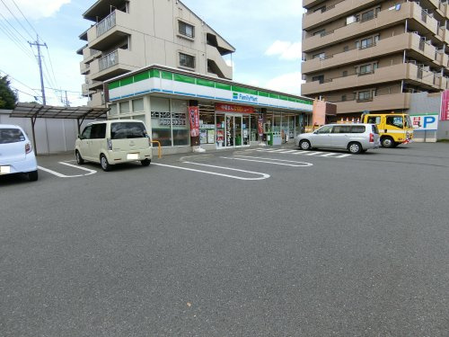 【コンビニエンスストア】ファミリーマート坂戸駅南けやき通り店まで1150ｍ