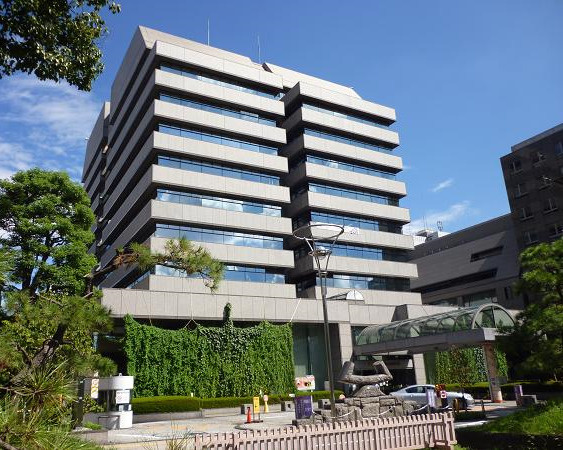 【市役所・区役所】港区役所まで1125ｍ