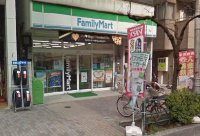 【コンビニエンスストア】ファミリーマート　菊川一丁目店まで185ｍ