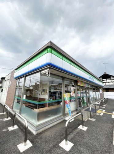 【コンビニエンスストア】ファミリーマート　川越笠幡店まで738ｍ