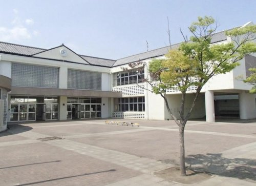 【小学校】小川町立みどりが丘小学校まで469ｍ