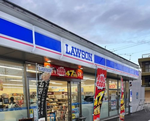 【コンビニエンスストア】ローソン　尾道山波店まで577ｍ