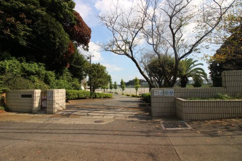 【高校】神奈川県立大楠高校まで2234ｍ