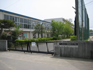 【中学校】栗橋西中学校まで2109ｍ