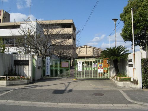 【小学校】吹田市立東佐井寺小学校まで240ｍ