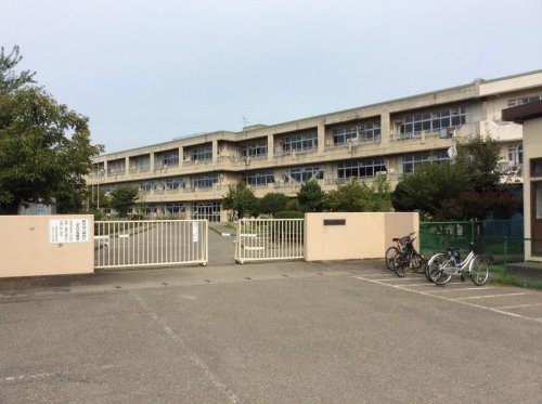 【中学校】上里中学校まで1700ｍ