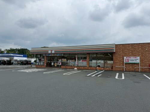 【コンビニエンスストア】セブンイレブン　瑞穂二本木店まで1023ｍ