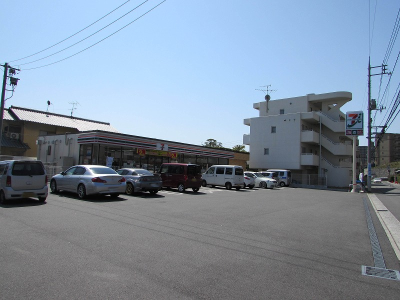 【コンビニエンスストア】セブンイレブン　広島高須2丁目店まで2312ｍ