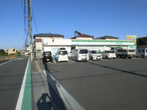 【コンビニエンスストア】ファミリーマート東久留米南町店まで337ｍ