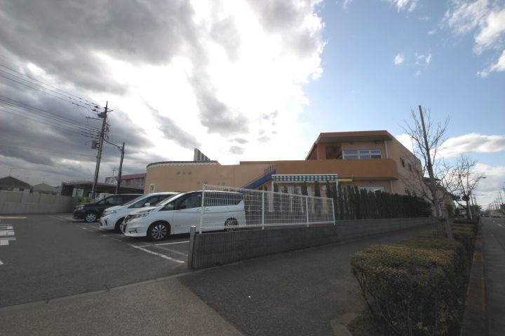 【保育園】かたばみ保育園まで415ｍ