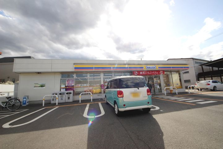 【コンビニエンスストア】ミニストップ　東久留米前沢店まで640ｍ