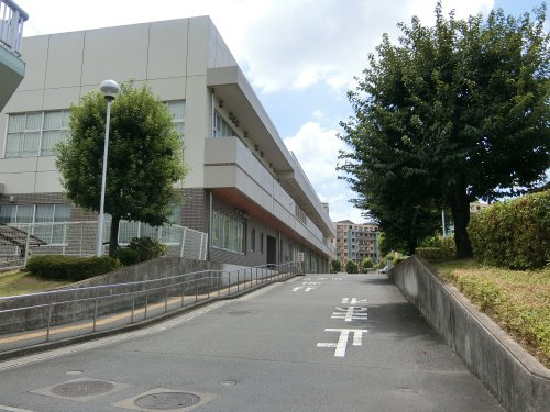 【図書館】川越市立西図書館まで1426ｍ