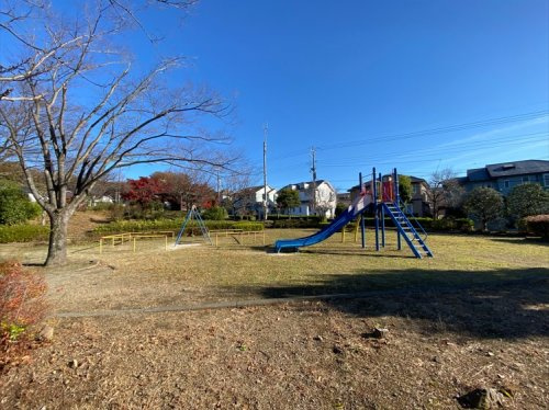 【公園】殿山南公園まで141ｍ