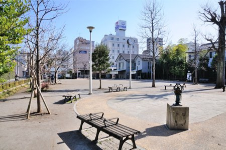 【公園】防災広場根岸の里まで397ｍ