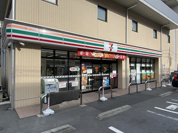【コンビニエンスストア】セブンイレブン初台店まで340ｍ