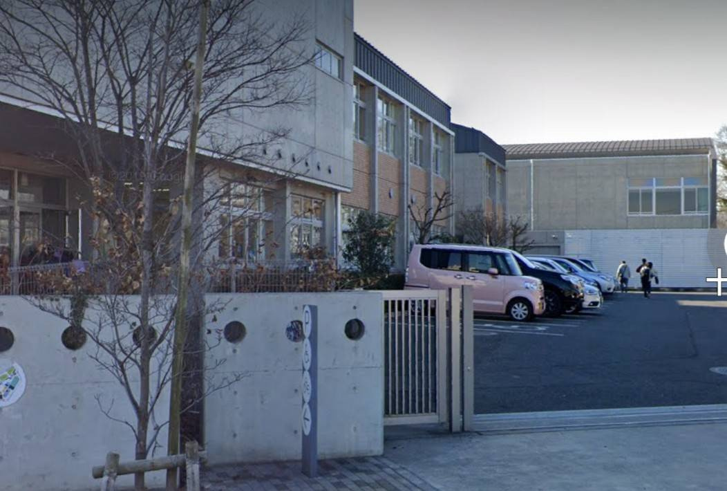 【小学校】柏市立柏の葉小学校まで810ｍ