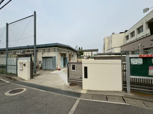 【小学校】尼崎市立難波小学校まで985ｍ