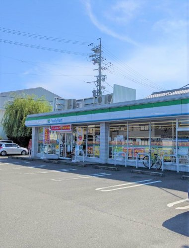 【コンビニエンスストア】ファミリーマート　静岡登呂六丁目店まで367ｍ