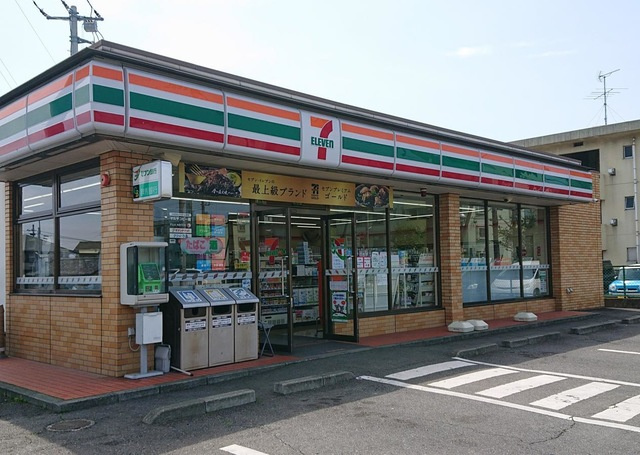 【コンビニエンスストア】ローソン伊勢崎新栄町店 まで293ｍ