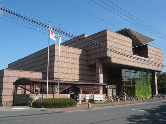 【図書館】東松山市立図書館まで1904ｍ