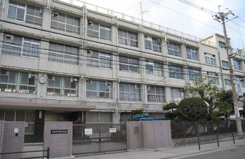 【中学校】中野中学校まで428ｍ