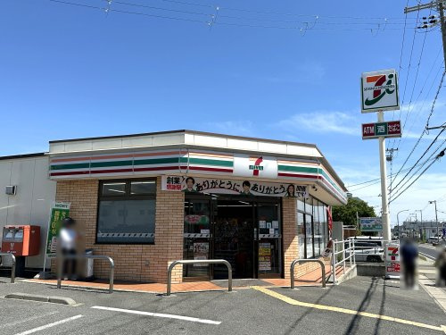 【コンビニエンスストア】セブンイレブン　明石魚住清水店まで620ｍ