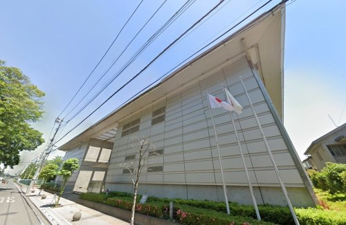 【図書館】　蓮田市図書館まで619ｍ