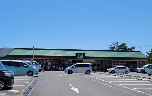 【スーパー】SUPER　MARKET　FUJI(スーパーマーケットフジ)　鶴嶺店まで1321ｍ