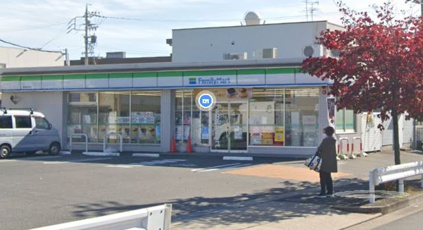 【コンビニエンスストア】ファミリーマート　緑伝治山店まで1059ｍ