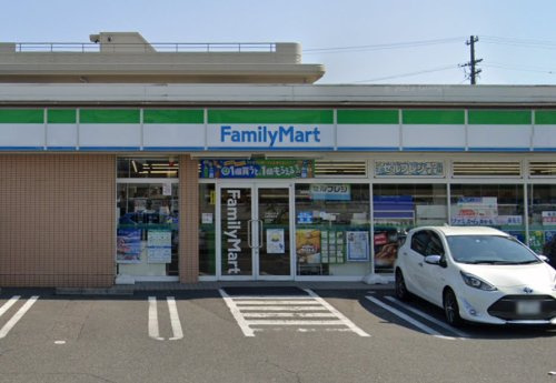 【コンビニエンスストア】ファミリーマート　江南赤童子店まで762ｍ