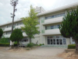 【小学校】幸手市立上高野小学校まで399ｍ