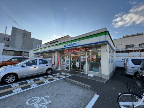 【コンビニエンスストア】ファミリーマート　堺錦綾町店まで359ｍ