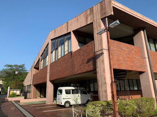 【市役所・区役所】鳥屋出張所まで1995ｍ