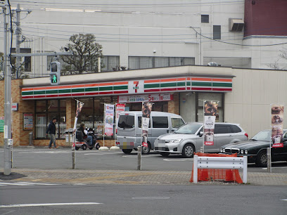 【コンビニエンスストア】セブンイレブン　東久留米中央町2丁目店まで574ｍ