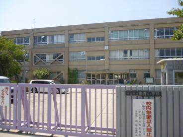 【小学校】宇治市立岡屋小学校まで350ｍ