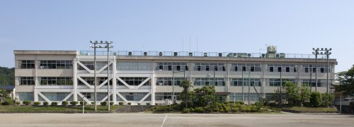 【中学校】あきる野市立増戸中学校まで968ｍ