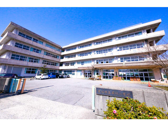 【小学校】犀川小学校まで442ｍ