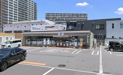 【コンビニエンスストア】セブンイレブン　堺鳳南町3丁店まで580ｍ