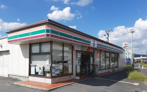 【コンビニエンスストア】セブンイレブン　法隆寺インター店まで1218ｍ
