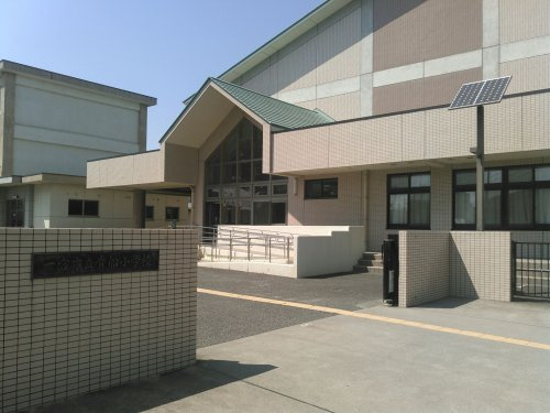 【小学校】一宮市立貴船小学校まで897ｍ