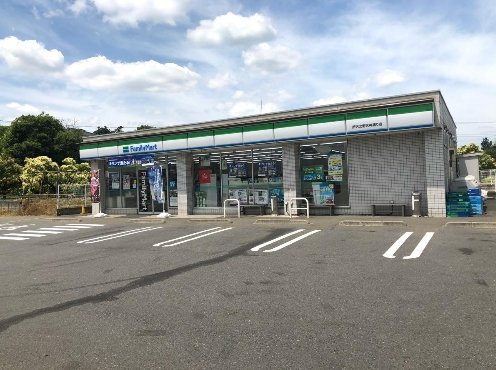【コンビニエンスストア】ファミリーマート　所沢北野天神通り店まで644ｍ